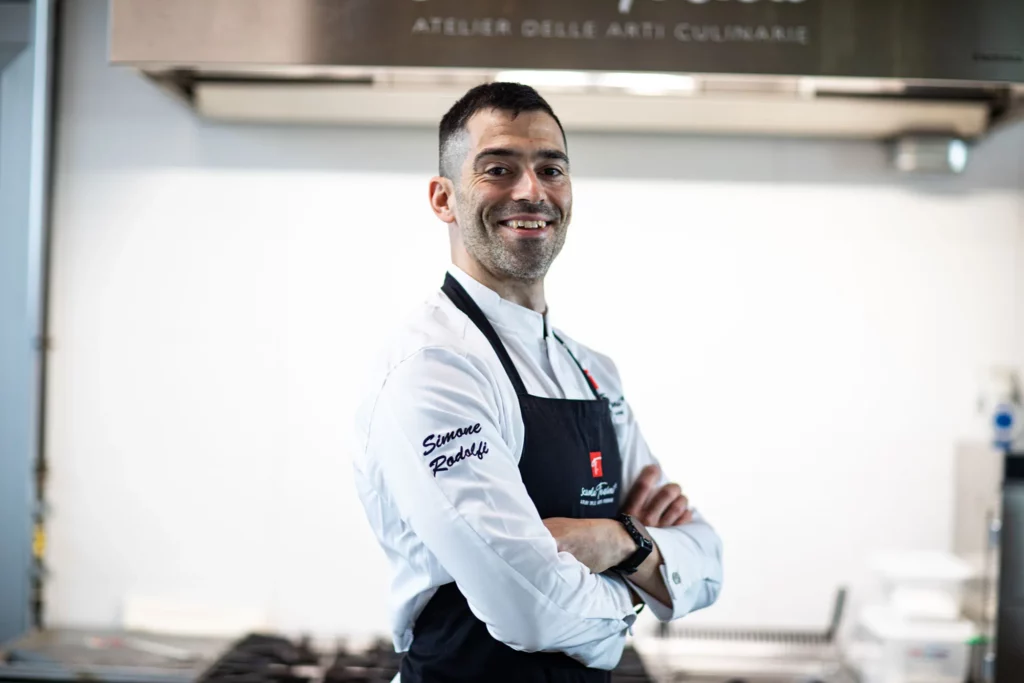 Simone Rodolfi docente di panificazione del corso di cucina e del corso di pasticceria