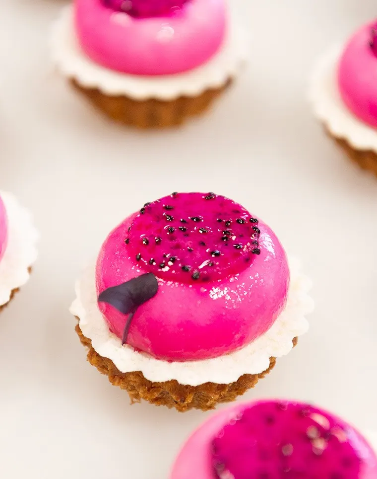 Monoporzioni preparate dagli studenti di pasticceria